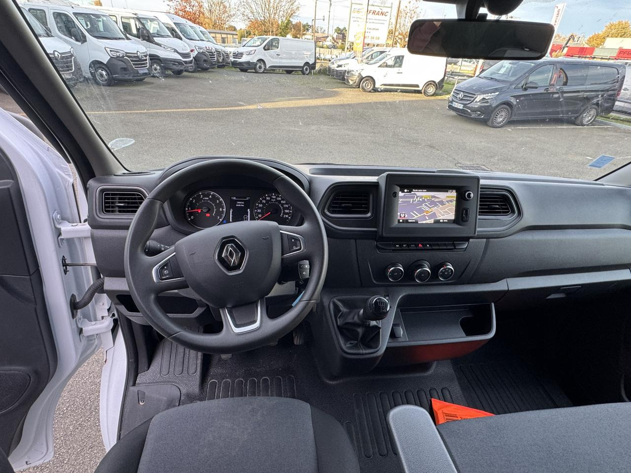 RENAULT MASTER 3T5 BENNE COFFRE RJ 2.3 DCI 145CH PROPULSION - Dostavno vozilo istovarivač: slika 3 RENAULT MASTER 3T5 BENNE COFFRE RJ 2.3 DCI 145CH PROPULSION - Dostavno vozilo istovarivač: slika 3