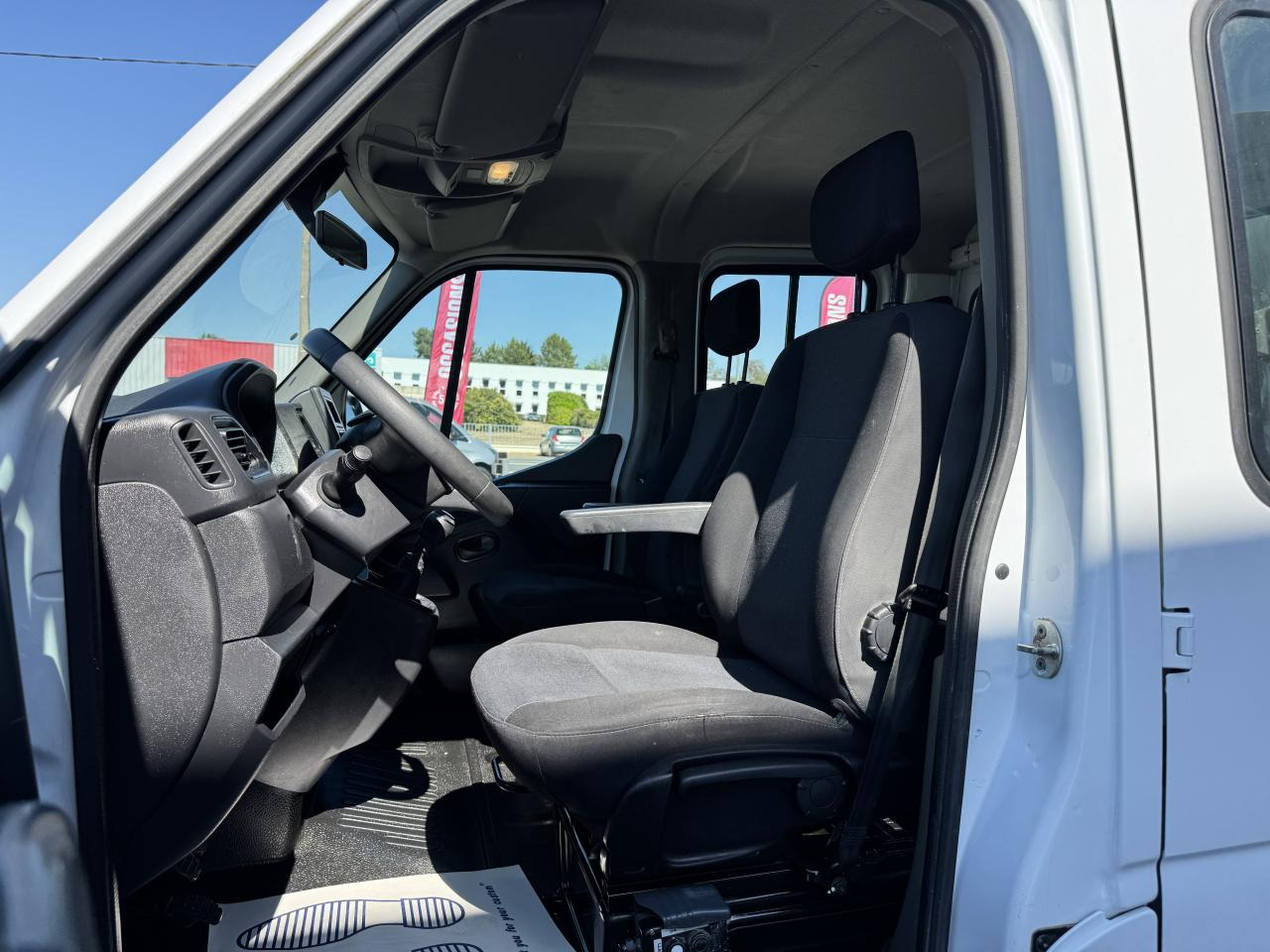 RENAULT MASTER 3T5 BENNE + COFFRE RJ DOUBLE CABINE 6 PL 2.3 DCI 130 CH CONFORT - Dostavno vozilo istovarivač: slika 5 RENAULT MASTER 3T5 BENNE + COFFRE RJ DOUBLE CABINE 6 PL 2.3 DCI 130 CH CONFORT - Dostavno vozilo istovarivač: slika 5