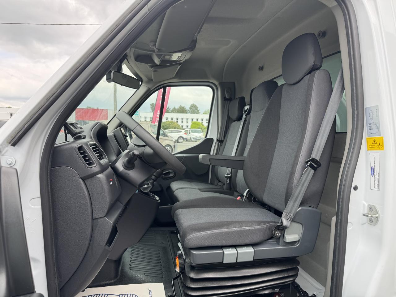 RENAULT MASTER 3T5 CAISSE FRIGO 2.3 DCI 165CH GRAND CONFORT - Dostavno vozilo hladnjača: slika 5 RENAULT MASTER 3T5 CAISSE FRIGO 2.3 DCI 165CH GRAND CONFORT - Dostavno vozilo hladnjača: slika 5