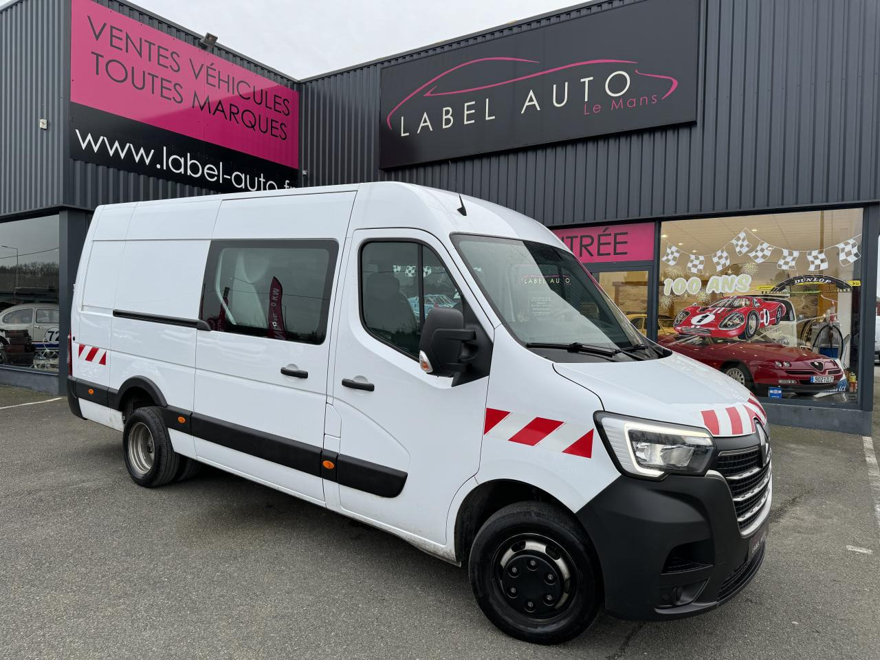 RENAULT Master Confort R3500RJ L3H2 2.3DCI 165CH CABINE APPROFONDIE 6 PLACES - Furgon: slika 1 RENAULT Master Confort R3500RJ L3H2 2.3DCI 165CH CABINE APPROFONDIE 6 PLACES - Furgon: slika 1