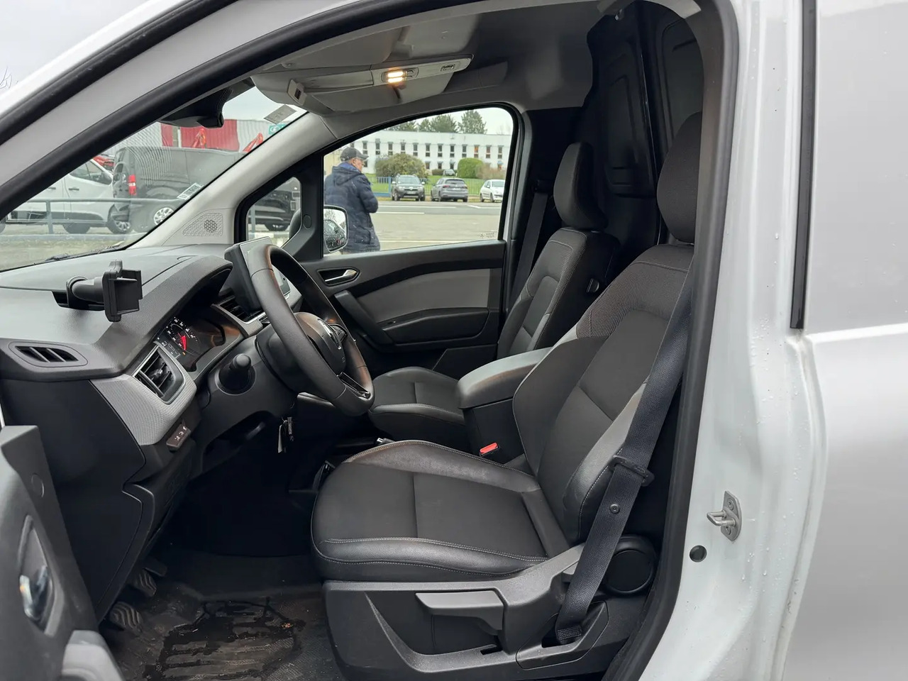Renault Express 1.5 BLUE DCI 95CH CONFORT 22 - Furgon: slika 5 Renault Express 1.5 BLUE DCI 95CH CONFORT 22 - Furgon: slika 5