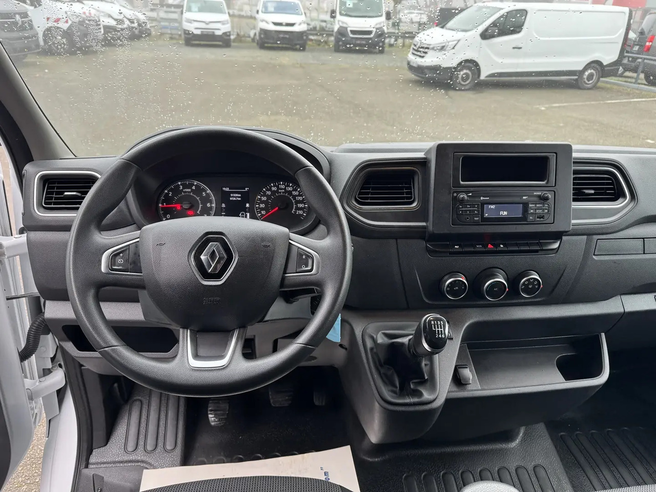 Renault MASTER III GRD VOL R3500RJ L4 2.3 DCI 145CH ENERGY 20M3 CONFORT EUROVI - Automobil: slika 4 Renault MASTER III GRD VOL R3500RJ L4 2.3 DCI 145CH ENERGY 20M3 CONFORT EUROVI - Automobil: slika 4