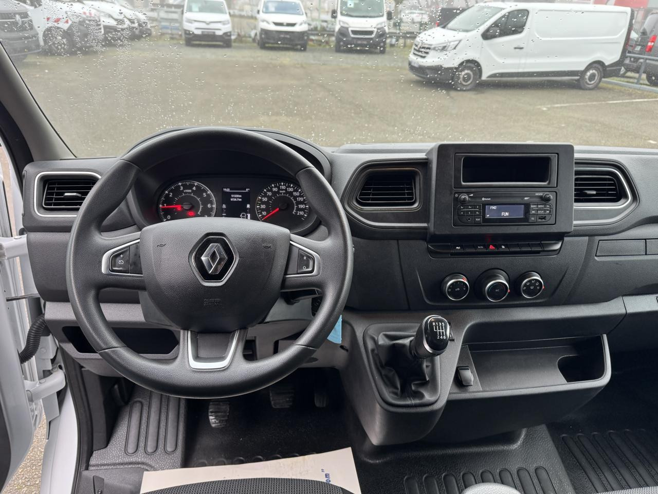 Renault Master 20M3 HAYON Confort F3500 L3 2.3 dCi 145CH - Dostavno vozilo sa zatvorenim sandukom: slika 4 Renault Master 20M3 HAYON Confort F3500 L3 2.3 dCi 145CH - Dostavno vozilo sa zatvorenim sandukom: slika 4