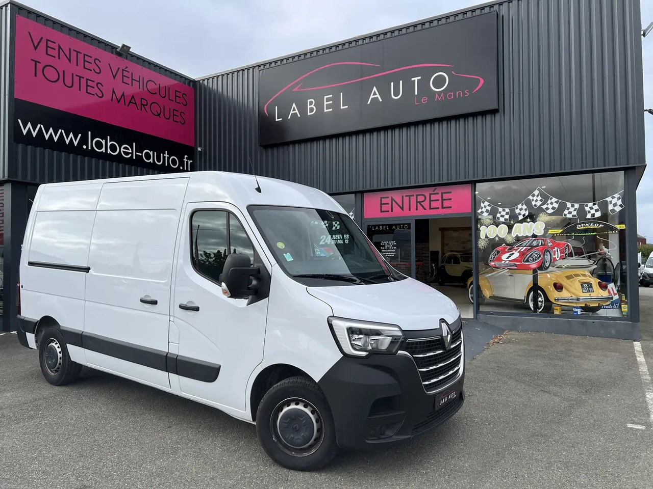 Renault Master F3300 L2H2 2.3 BLUE DCI 135CH GRAND CONFORT EURO6 - Furgon: slika 1 Renault Master F3300 L2H2 2.3 BLUE DCI 135CH GRAND CONFORT EURO6 - Furgon: slika 1