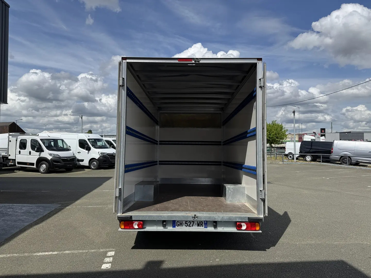 Renault Master F3500 L3H1 2.3 BLUE DCI 145CH CONFORT EUROVI - Dostavno vozilo sa zatvorenim sandukom: slika 2 Renault Master F3500 L3H1 2.3 BLUE DCI 145CH CONFORT EUROVI - Dostavno vozilo sa zatvorenim sandukom: slika 2
