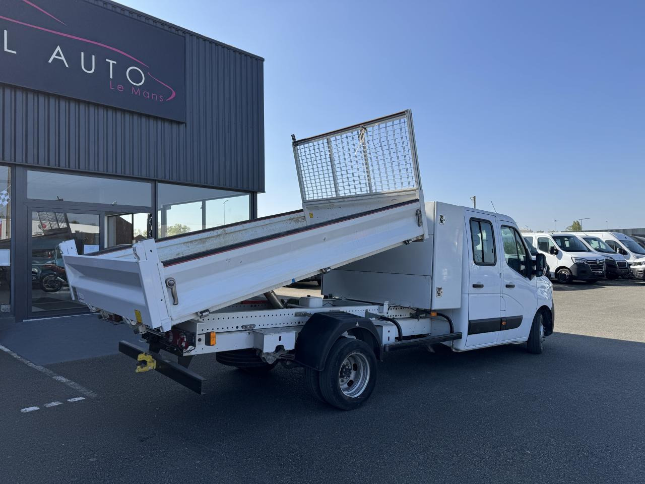 Renault Master combi RENAULT 3T5 BENNE + COFFRE RJ DOUBLE CABINE 6 PL 2.3 DCI 130 CH CONFORT + GPS + REGUL + CLIM - Dostavno vozilo istovarivač: slika 5 Renault Master combi RENAULT 3T5 BENNE + COFFRE RJ DOUBLE CABINE 6 PL 2.3 DCI 130 CH CONFORT + GPS + REGUL + CLIM - Dostavno vozilo istovarivač: slika 5