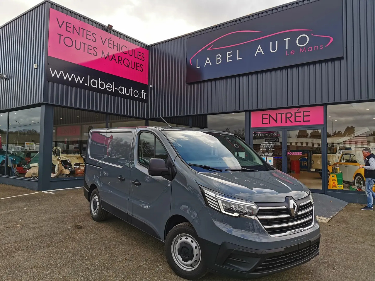 Renault Trafic L2H1 3T 2.0 BLUE DCI 170CH ADVANCE - Furgon: slika 1 Renault Trafic L2H1 3T 2.0 BLUE DCI 170CH ADVANCE - Furgon: slika 1