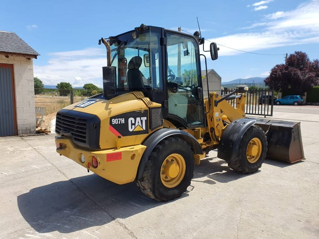 CAT 907 H - Utovarivač točkaš: slika 2 CAT 907 H - Utovarivač točkaš: slika 2