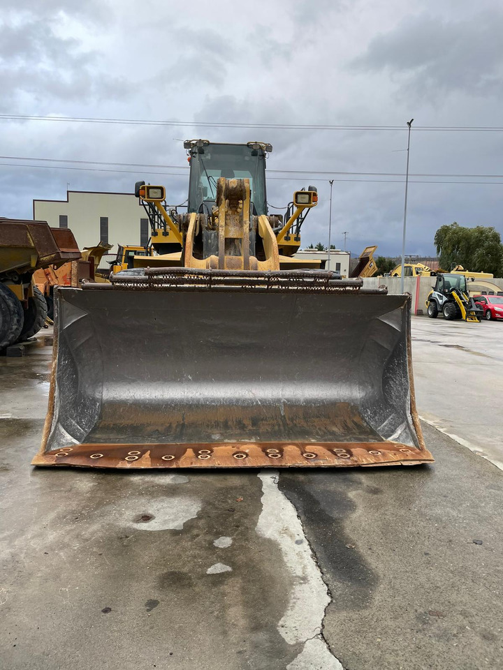 KOMATSU WA600-6 - Utovarivač točkaš: slika 5 KOMATSU WA600-6 - Utovarivač točkaš: slika 5