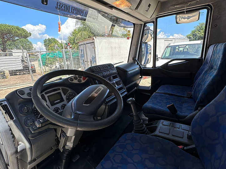 Eurocargo 70e13 - Kamion sa tovarnim sandukom: slika 2 Eurocargo 70e13 - Kamion sa tovarnim sandukom: slika 2