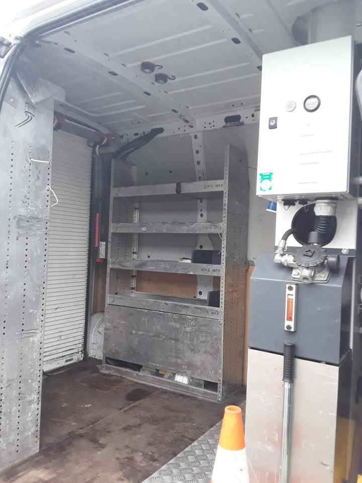Renault Master 130 35 Fourgon nacelle - Vazdušna platforma montirana na kamion: slika 4 Renault Master 130 35 Fourgon nacelle - Vazdušna platforma montirana na kamion: slika 4