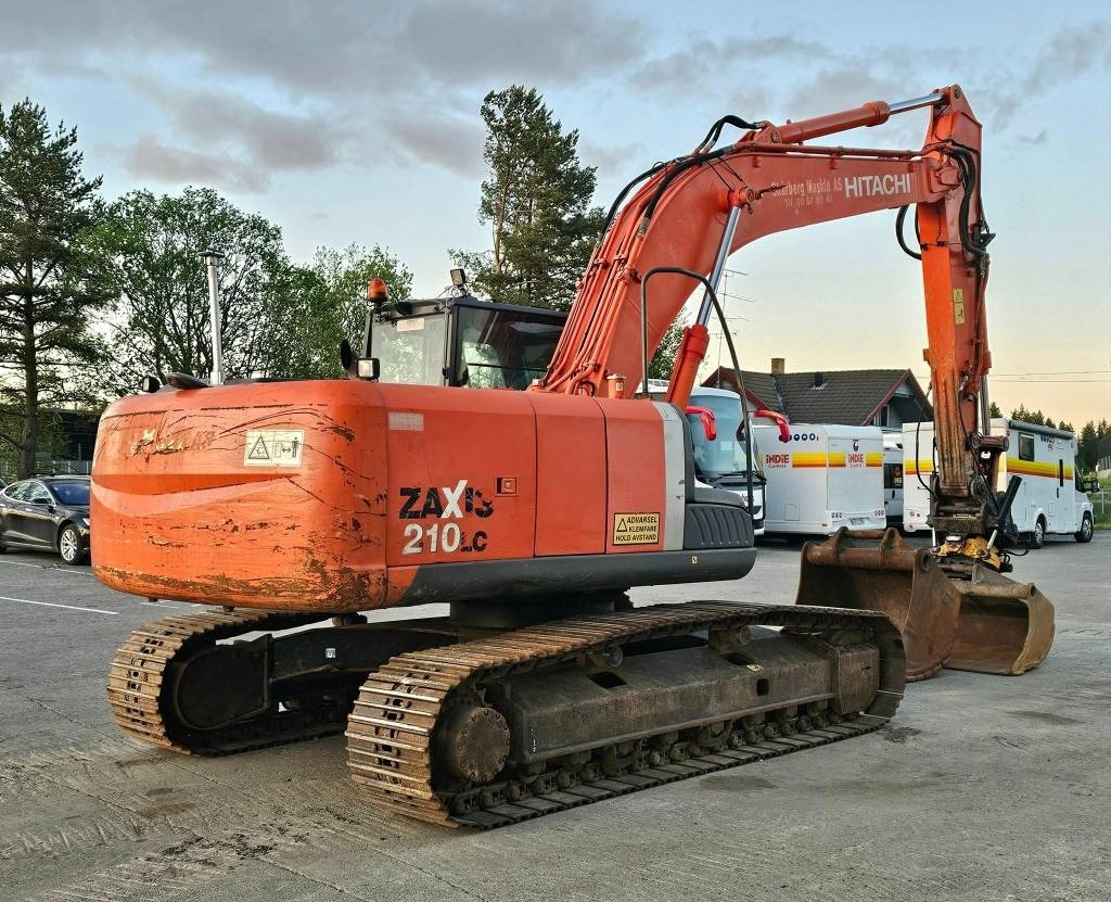 Hitachi ZX 210 LC-3 - Bager guseničar: slika 4 Hitachi ZX 210 LC-3 - Bager guseničar: slika 4