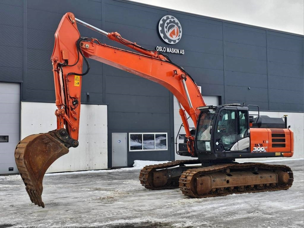 Hitachi ZX 300 LC-6 - Bager guseničar: slika 1 Hitachi ZX 300 LC-6 - Bager guseničar: slika 1