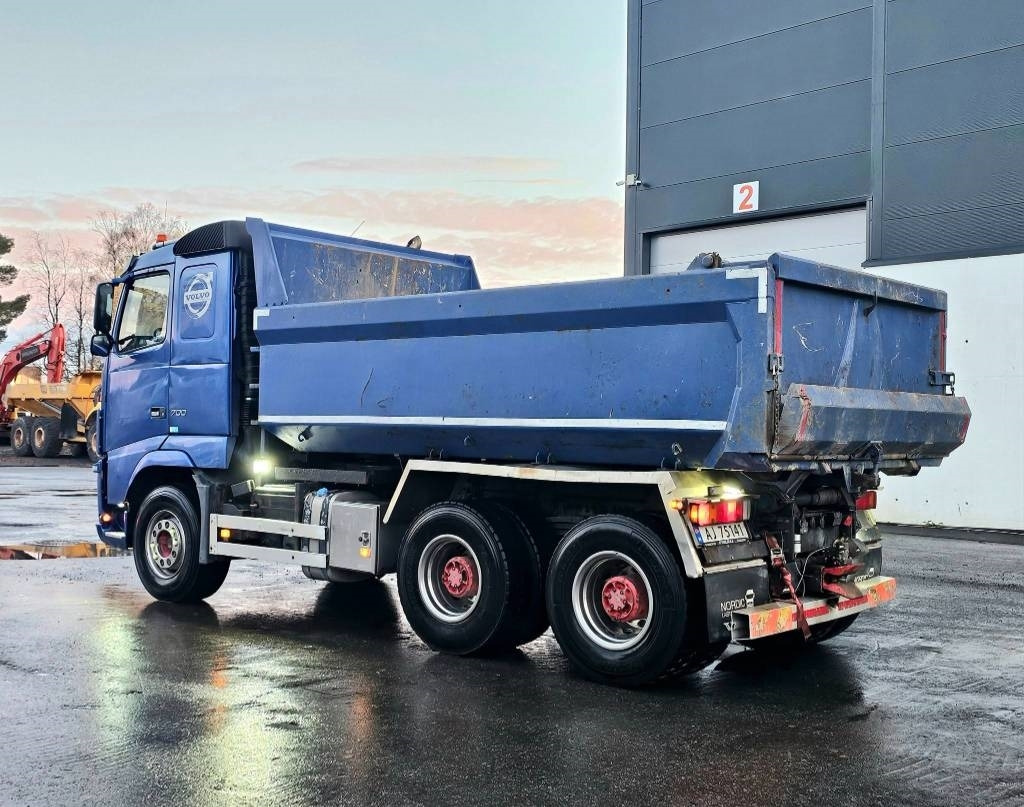 Volvo FH 16 700  - Istovarivač: slika 4 Volvo FH 16 700  - Istovarivač: slika 4