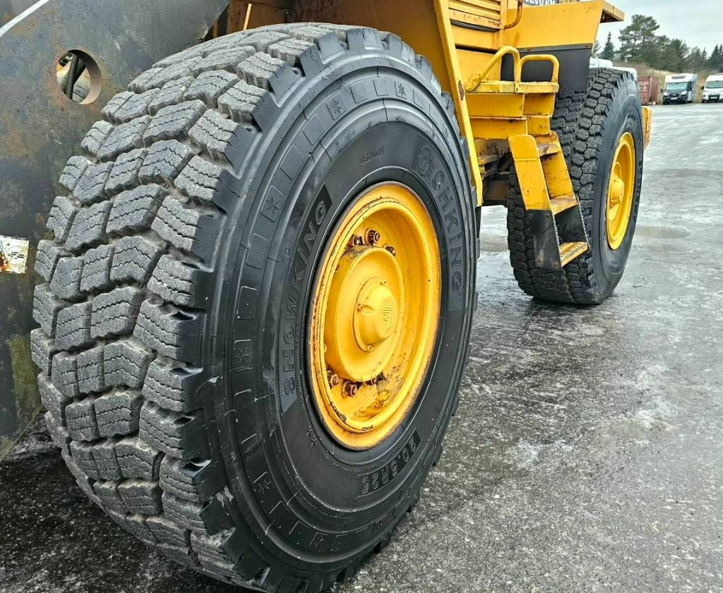 Volvo L90c Volvo L90c: slika 11 Volvo L90c Volvo L90c: slika 11