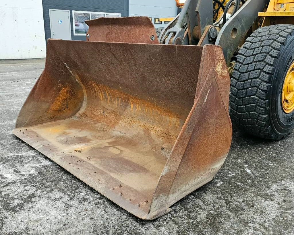 Volvo L90c Volvo L90c: slika 14 Volvo L90c Volvo L90c: slika 14