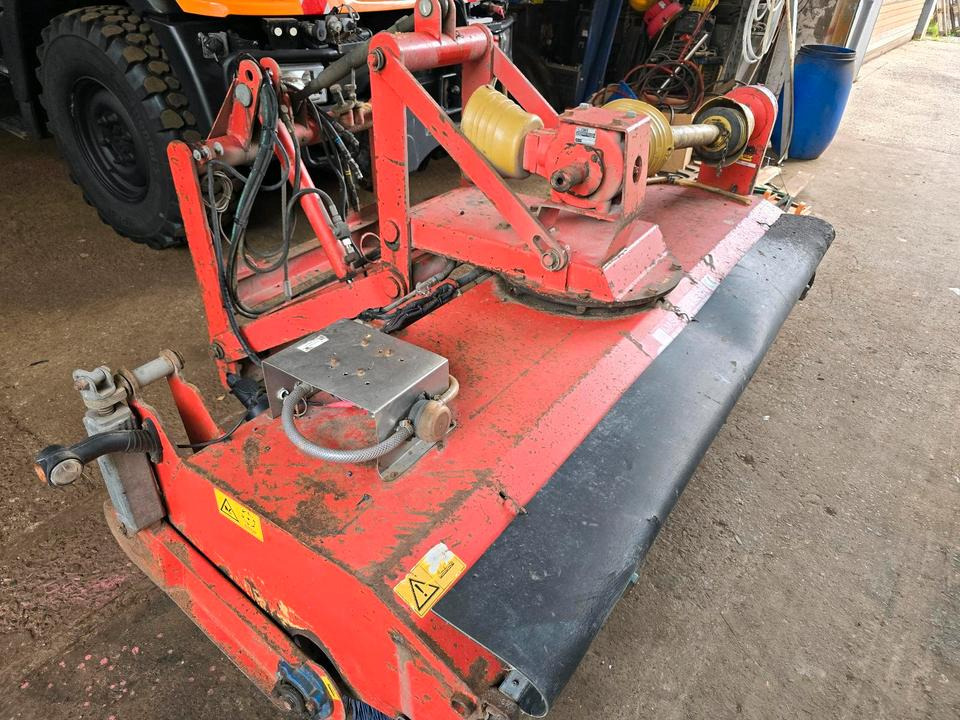Metle Dücker FKM 210 Kehrmaschine Straßenkehrmaschine Kehrbesen für Unimog 405 424 U 300 400 500 318 423 427 429 430 530 535 527: slika 6