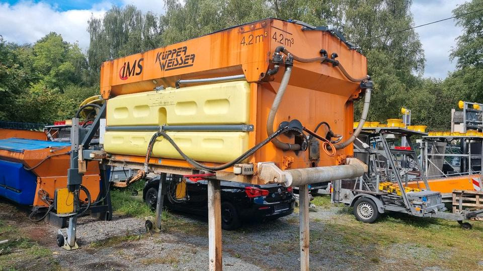 IMS Solestreuer Salzstreuer 5m3 V-Pad Salzsilo Winterdienst LKW Sole Sprühanlage IMSSN Küpper Weisser Schmidt - Rasipač peska/ Soli: slika 4 IMS Solestreuer Salzstreuer 5m3 V-Pad Salzsilo Winterdienst LKW Sole Sprühanlage IMSSN Küpper Weisser Schmidt - Rasipač peska/ Soli: slika 4