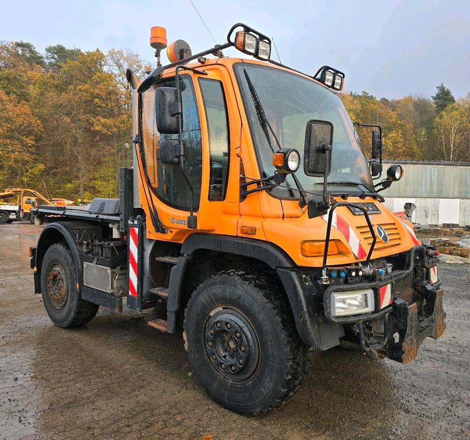 Unimog U400 Bluetec 5 2011 405 Mercedes-Benz U 300 500 423 427 430 527 530 - Korisno/ Posebno vozilo: slika 2 Unimog U400 Bluetec 5 2011 405 Mercedes-Benz U 300 500 423 427 430 527 530 - Korisno/ Posebno vozilo: slika 2