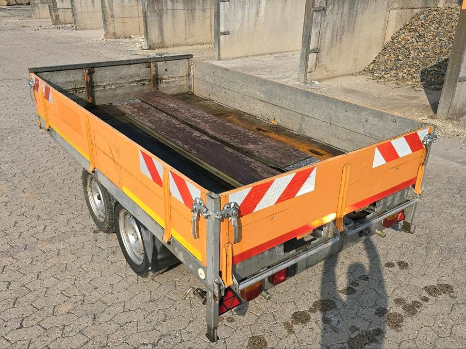 Mersch Hochlader Tieflader mit Auffahrrampen Anhänger PKW Tandemanhänger Wechselzugöse Höhenverstellbare Zugdeichsel - Plato prikolica: slika 5 Mersch Hochlader Tieflader mit Auffahrrampen Anhänger PKW Tandemanhänger Wechselzugöse Höhenverstellbare Zugdeichsel - Plato prikolica: slika 5