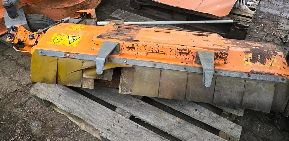Mulag RMK 1200 Randstreifenmäher Böschungsmäher Böschungsmulcher Mähausleger - Kranska kosilica: slika 3 Mulag RMK 1200 Randstreifenmäher Böschungsmäher Böschungsmulcher Mähausleger - Kranska kosilica: slika 3