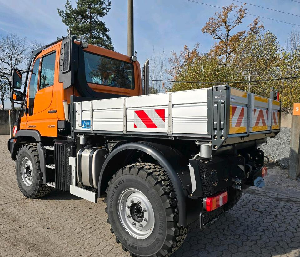 NEUFAHRZEUG Unimog U219 EAS NKS-Z-UGE-43 Mercedes-Benz 405/10 405/12 UGE Mercedes-Benz U 318 323 327 423 427 429 430 EasyDrive - Vozilo za čišćenje snega: slika 4 NEUFAHRZEUG Unimog U219 EAS NKS-Z-UGE-43 Mercedes-Benz 405/10 405/12 UGE Mercedes-Benz U 318 323 327 423 427 429 430 EasyDrive - Vozilo za čišćenje snega: slika 4
