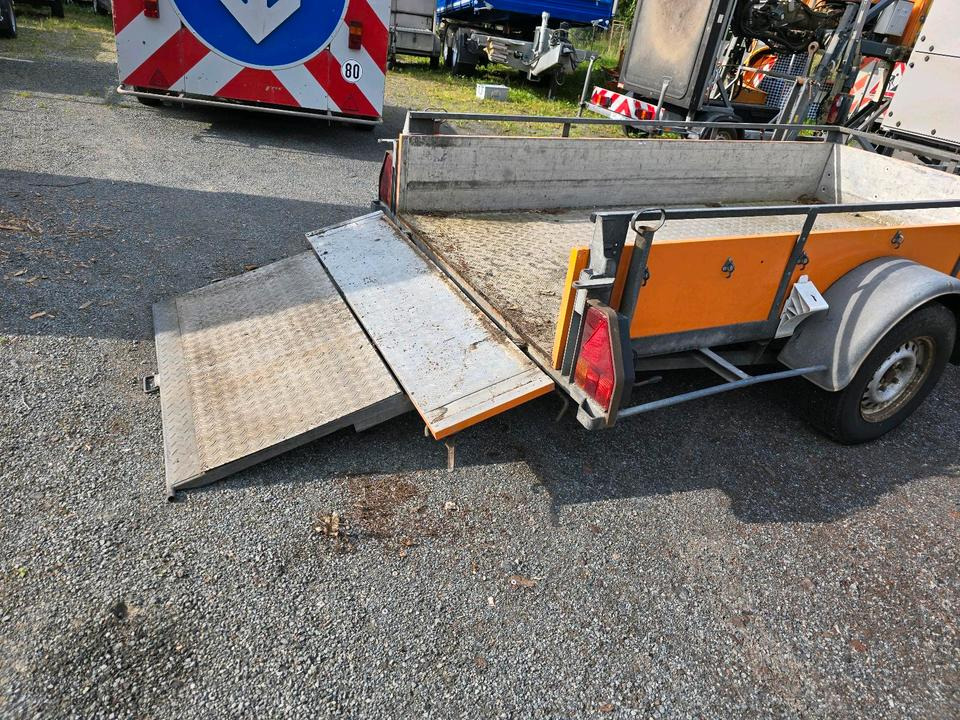 Prikolica 1500kg Tieflader Anhänger Auffahrrampe PKW-Anhänger höhenverstellbare Zugdeichsel mit Wechselzugöse: slika 6