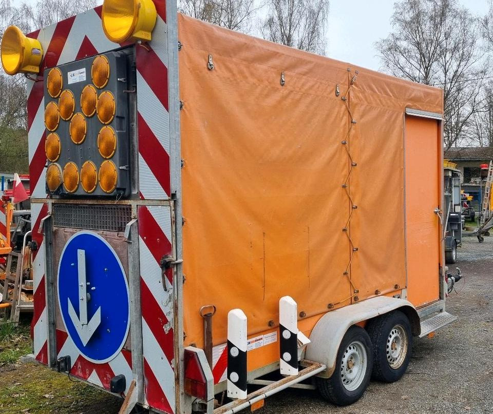 Mersch VZ 616 Absperrtafel FAT Nissen Horizont Verkehrsleittafel Verkehrsleitanhänger Verkehrssicherungsanhänger Leitanhänger - Prikolica: slika 2 Mersch VZ 616 Absperrtafel FAT Nissen Horizont Verkehrsleittafel Verkehrsleitanhänger Verkehrssicherungsanhänger Leitanhänger - Prikolica: slika 2