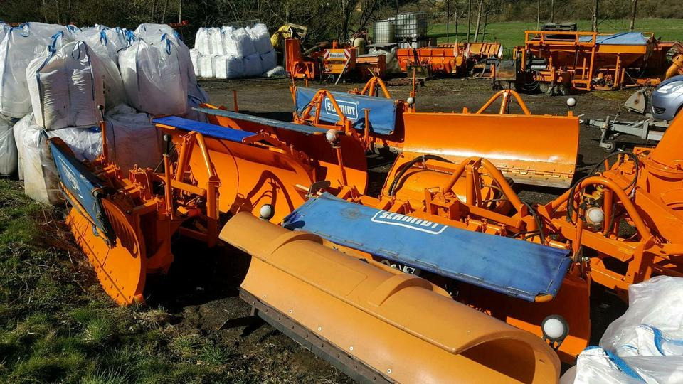 Schneepflug Schmidt Beilhack Winterdienst Schneeschild Unimog Fen - Raonik za sneg: slika 1 Schneepflug Schmidt Beilhack Winterdienst Schneeschild Unimog Fen - Raonik za sneg: slika 1