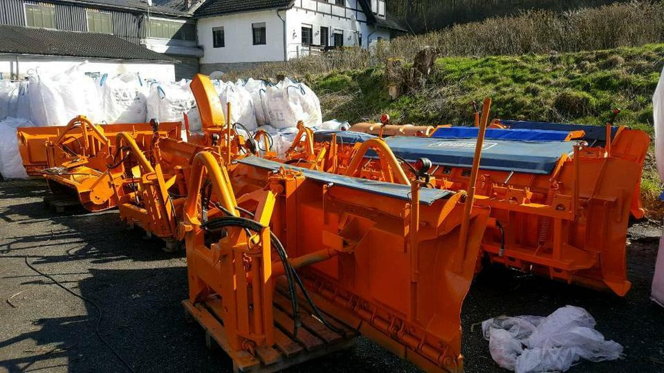 Schneepflug Schmidt Beilhack Winterdienst Schneeschild Unimog - Raonik za sneg: slika 1 Schneepflug Schmidt Beilhack Winterdienst Schneeschild Unimog - Raonik za sneg: slika 1