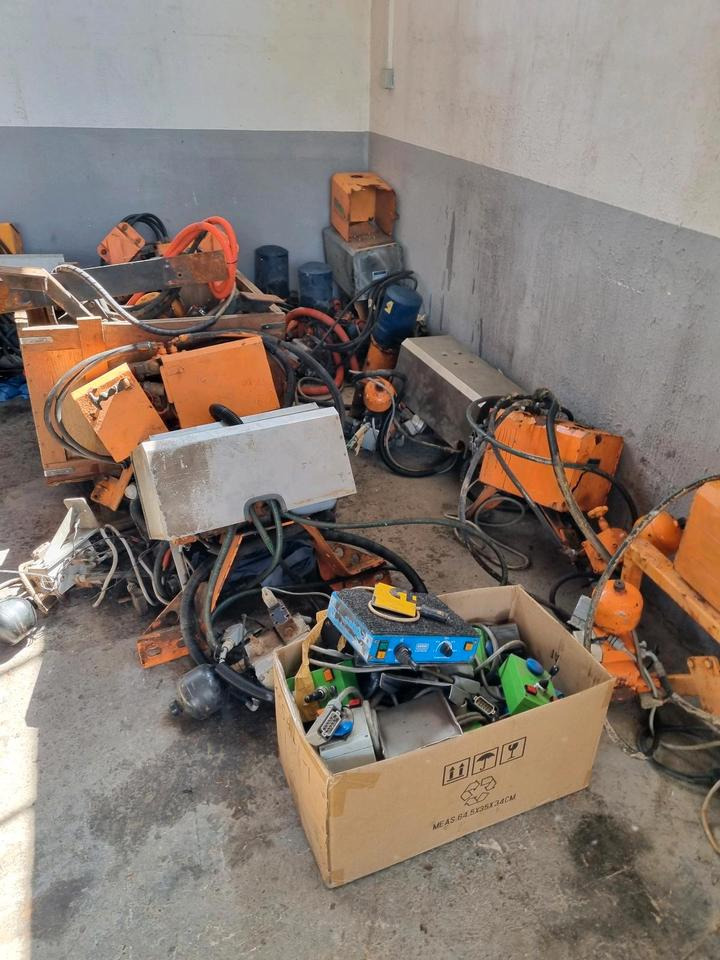 Schneepflughydraulik Schmidt Beilhack Elektrohydraulik Schneepflüge Schneeschild Schneeschieber LKW Unimog Bordcomputer Steuerung - Upravljačka jedinica za Korisno/ Posebno vozilo: slika 5 Schneepflughydraulik Schmidt Beilhack Elektrohydraulik Schneepflüge Schneeschild Schneeschieber LKW Unimog Bordcomputer Steuerung - Upravljačka jedinica za Korisno/ Posebno vozilo: slika 5