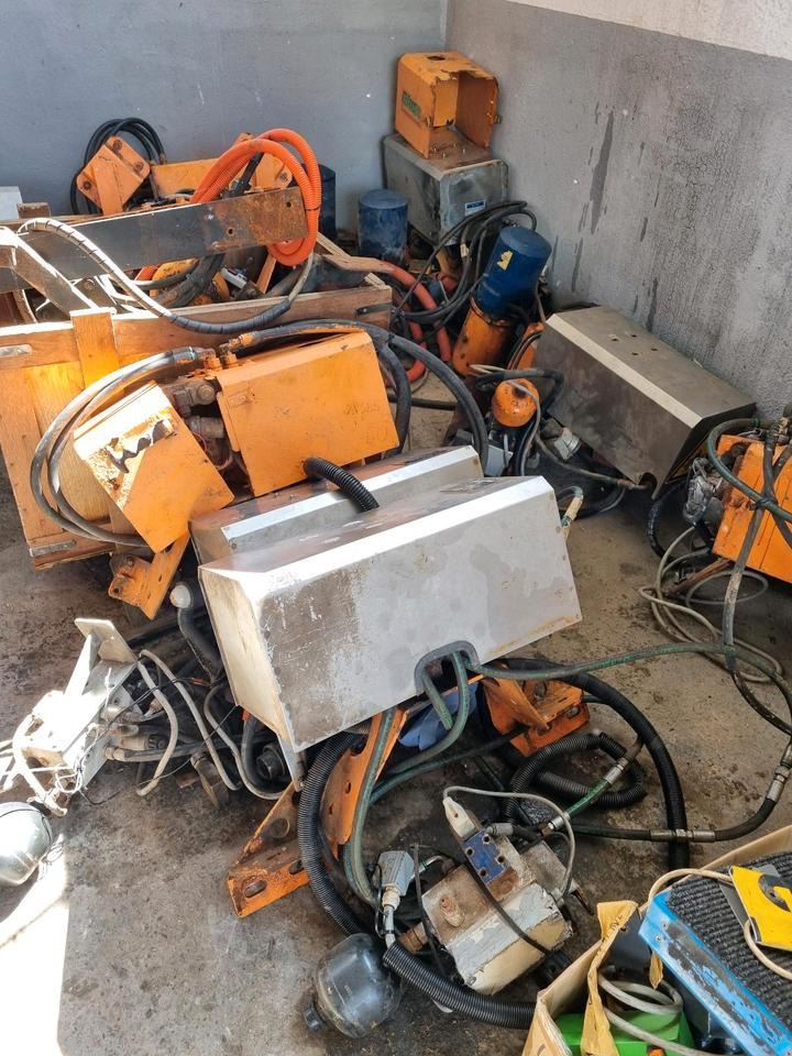 Schneepflughydraulik Schmidt Beilhack Elektrohydraulik Schneepflüge Schneeschild Schneeschieber LKW Unimog Bordcomputer Steuerung - Upravljačka jedinica za Korisno/ Posebno vozilo: slika 4 Schneepflughydraulik Schmidt Beilhack Elektrohydraulik Schneepflüge Schneeschild Schneeschieber LKW Unimog Bordcomputer Steuerung - Upravljačka jedinica za Korisno/ Posebno vozilo: slika 4