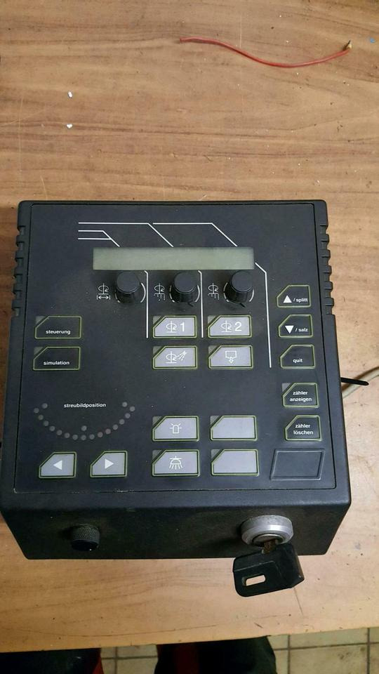 Steuerung Küpper Weisser Salzstreuer Bordcomputer Winterdienst - Upravljačka jedinica za Korisno/ Posebno vozilo: slika 1 Steuerung Küpper Weisser Salzstreuer Bordcomputer Winterdienst - Upravljačka jedinica za Korisno/ Posebno vozilo: slika 1