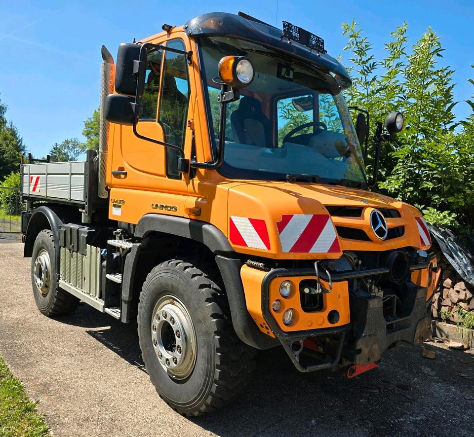 Unimog 405 U423 Mercedes-Benz U 423 Variopilot Easy-Drive Hydrostat 427 430 727 429 Dücker - Kamion sa tovarnim sandukom, Korisno/ Posebno vozilo: slika 2 Unimog 405 U423 Mercedes-Benz U 423 Variopilot Easy-Drive Hydrostat 427 430 727 429 Dücker - Kamion sa tovarnim sandukom, Korisno/ Posebno vozilo: slika 2