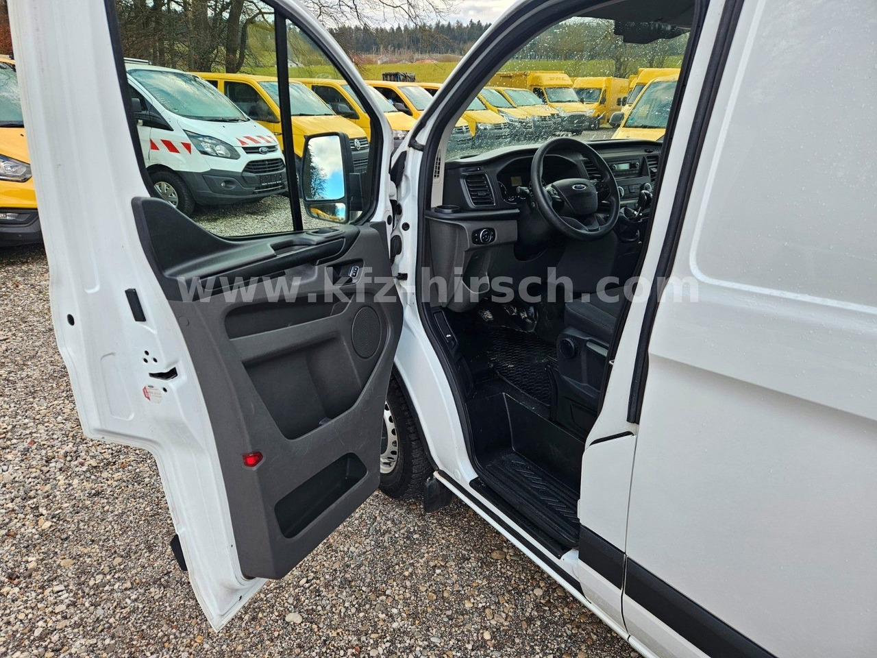 Putnički kombi Ford Transit Custom 1.Hd,Klima,Sitzhzg,Bluetooth,Temp: slika 11