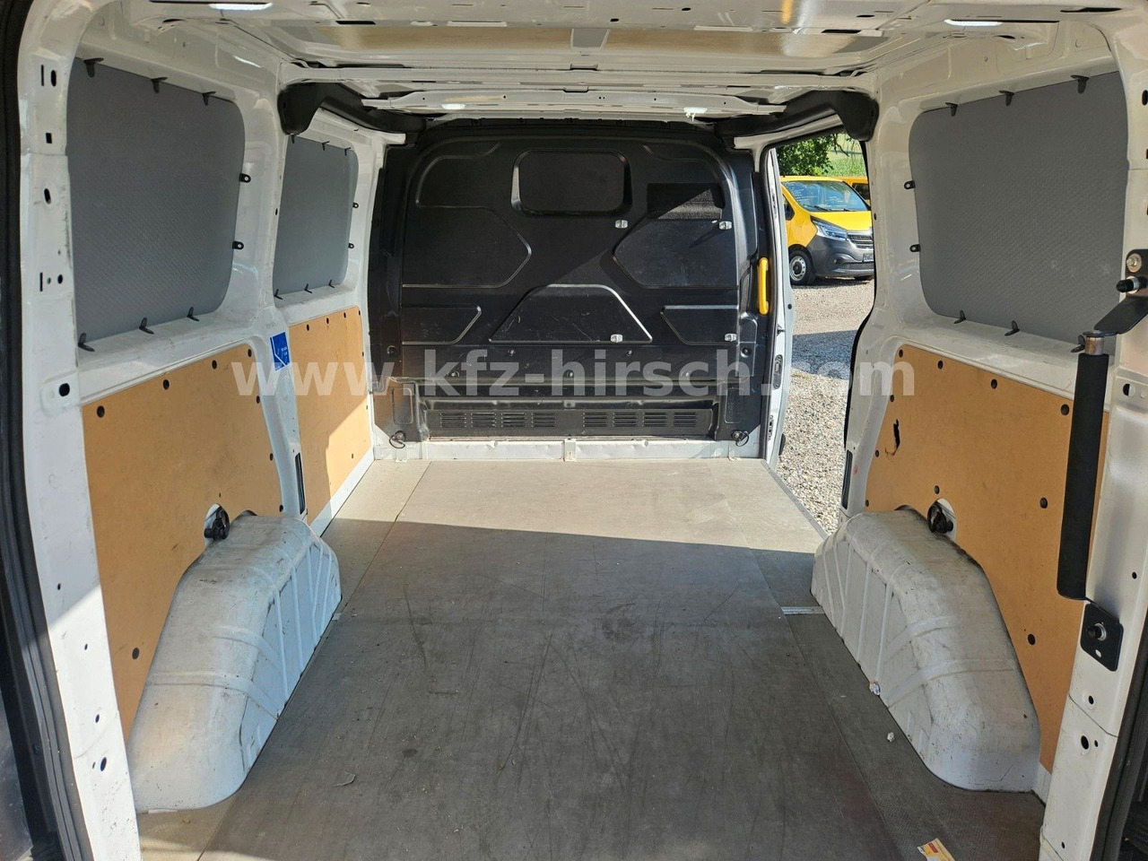 Ford Transit Custom Klima Sitzhzg Bluetooth Multi 1Hd - Furgon: slika 5 Ford Transit Custom Klima Sitzhzg Bluetooth Multi 1Hd - Furgon: slika 5
