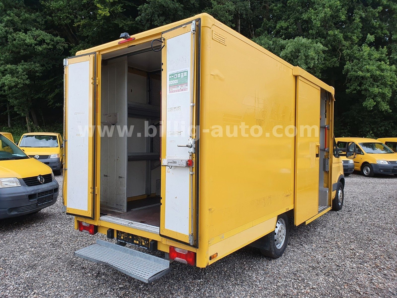 Iveco Daily 1.Hand*EU4* Regale Integralkoffer DHL POST - Furgon: slika 5 Iveco Daily 1.Hand*EU4* Regale Integralkoffer DHL POST - Furgon: slika 5