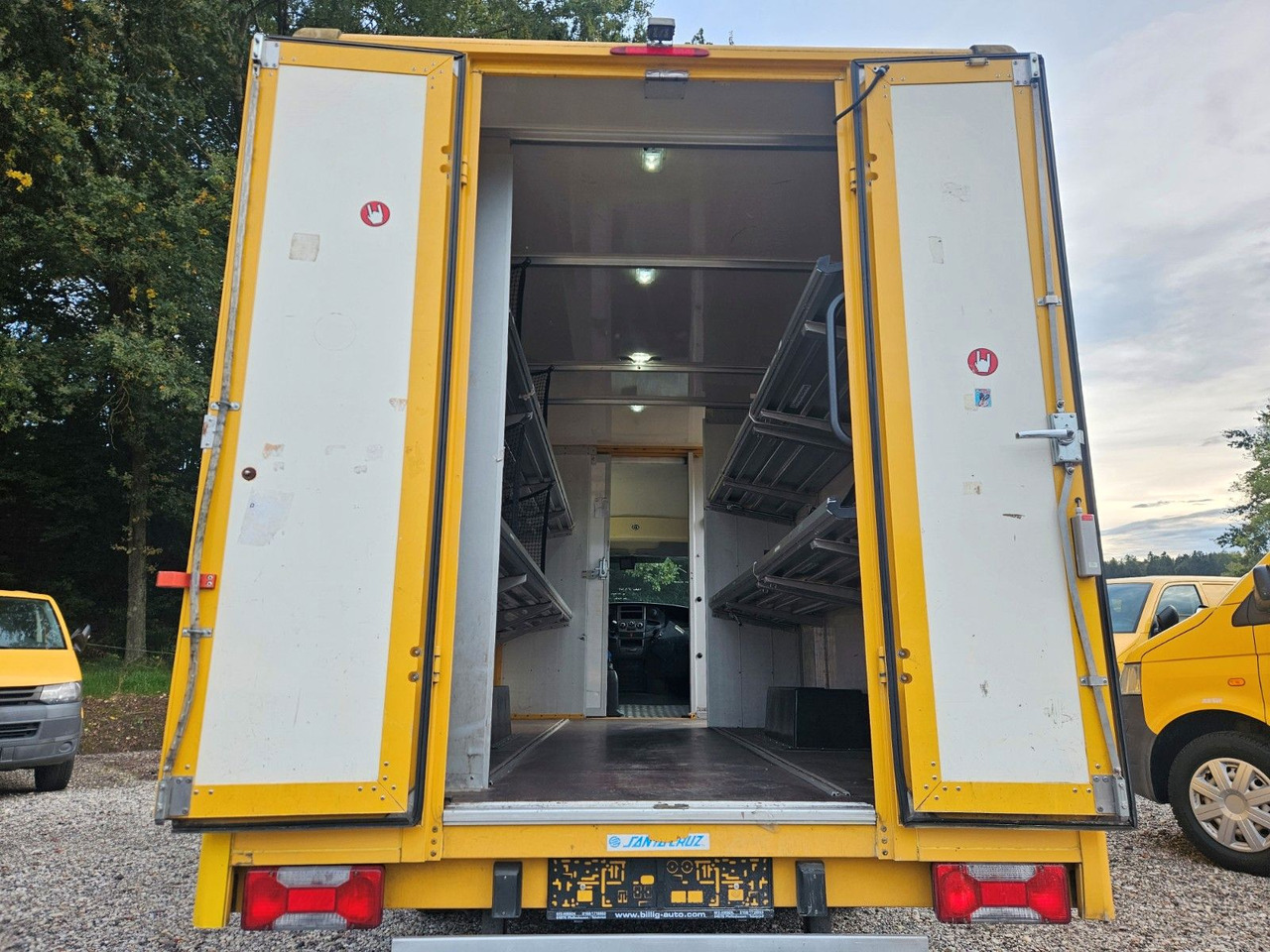 Iveco Daily EURO5 Integralkoffer Koffer Postkoffer - Dostavno vozilo sa zatvorenim sandukom: slika 4 Iveco Daily EURO5 Integralkoffer Koffer Postkoffer - Dostavno vozilo sa zatvorenim sandukom: slika 4