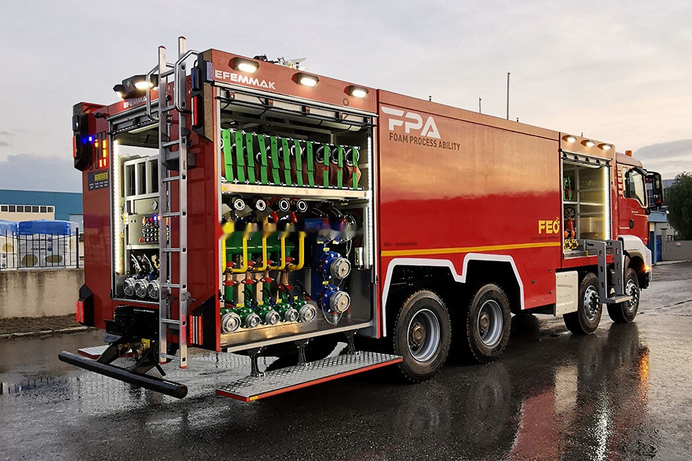 EFEMMAK Lx-Industrial Fire Vehicle - Vatrogasni kamion: slika 4 EFEMMAK Lx-Industrial Fire Vehicle - Vatrogasni kamion: slika 4