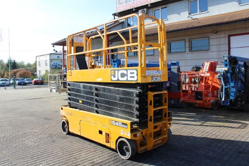 JCB podnośnik nożycowy elektryczny 16 m JCB S4550E - Lift u obliku makaza: slika 5 JCB podnośnik nożycowy elektryczny 16 m JCB S4550E - Lift u obliku makaza: slika 5