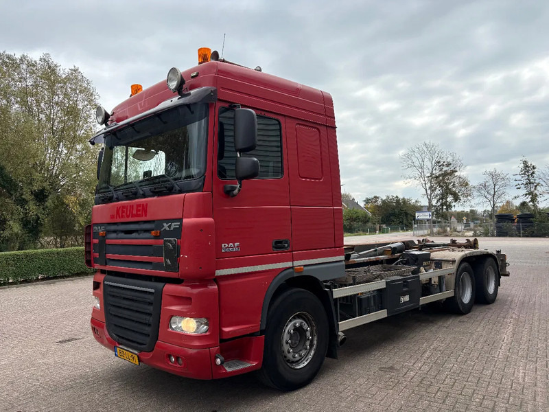 DAF XF 105 . 410 / 6X2 / MULTILIFT XR 26S61 / APK - TUV OKTOBER 2025 / EURO 5 / AUTOMAAT / - Kamion sa hidrauličnom kukom: slika 2 DAF XF 105 . 410 / 6X2 / MULTILIFT XR 26S61 / APK - TUV OKTOBER 2025 / EURO 5 / AUTOMAAT / - Kamion sa hidrauličnom kukom: slika 2