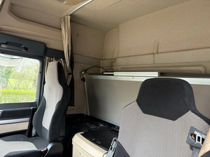 Kamion sa tovarnim sandukom MAN TGL 8.250 / OPEN LAADBAK / SLAAP CABINE / 6 CILINDER / AUTOMAAT / APK - TUV JANUARI 2026: slika 10