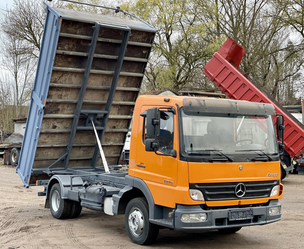 MERCEDES-BENZ ATEGO - Istovarivač: slika 2 MERCEDES-BENZ ATEGO - Istovarivač: slika 2