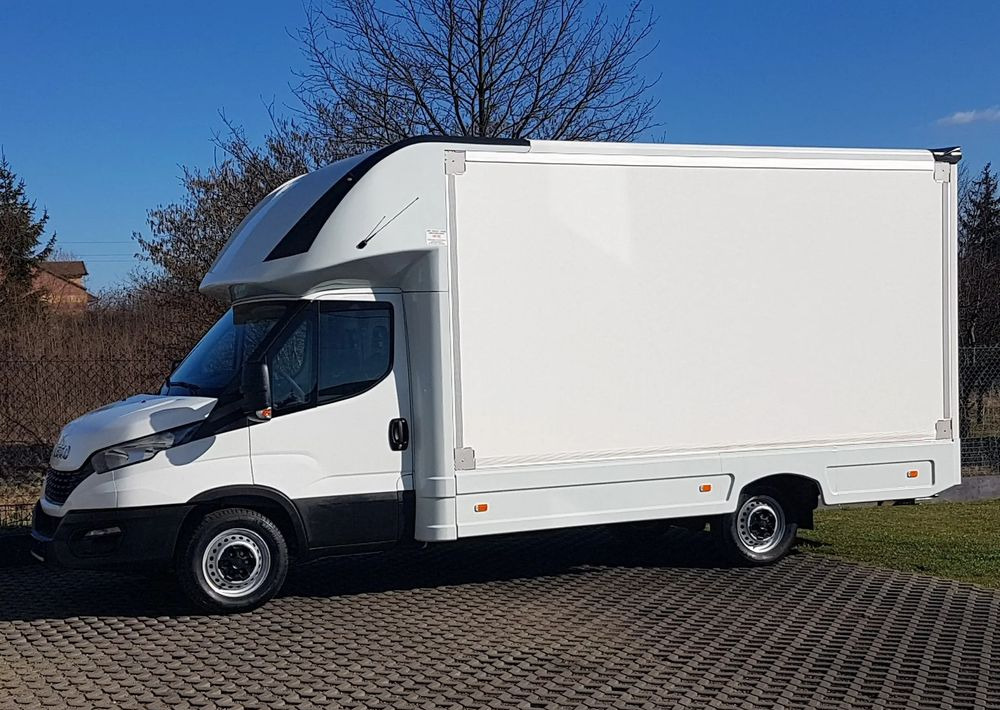 Iveco DAILY KONTENER NISKOPODŁOGOWY 4,43x2,23x2,42 SKLEP FOODTRUCK BAR KLIMA KONIOWÓZ KAMPER - Hrana kamion: slika 2 Iveco DAILY KONTENER NISKOPODŁOGOWY 4,43x2,23x2,42 SKLEP FOODTRUCK BAR KLIMA KONIOWÓZ KAMPER - Hrana kamion: slika 2
