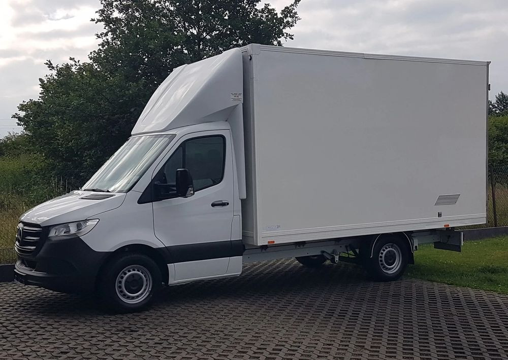 Mercedes-Benz Sprinter KONTENER 8EP 4,11x2,15x2,30 KLIMA 314 CDI MANUAL KRAJOWY - Dostavno vozilo sa zatvorenim sandukom: slika 2 Mercedes-Benz Sprinter KONTENER 8EP 4,11x2,15x2,30 KLIMA 314 CDI MANUAL KRAJOWY - Dostavno vozilo sa zatvorenim sandukom: slika 2