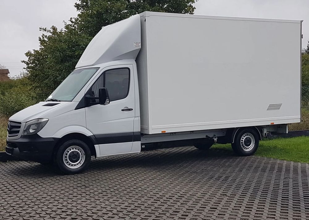 Mercedes-Benz Sprinter KONTENER 8EP 4,21x2,15x2,30 KLIMA 314 CDI MANUAL - Dostavno vozilo sa zatvorenim sandukom: slika 2 Mercedes-Benz Sprinter KONTENER 8EP 4,21x2,15x2,30 KLIMA 314 CDI MANUAL - Dostavno vozilo sa zatvorenim sandukom: slika 2