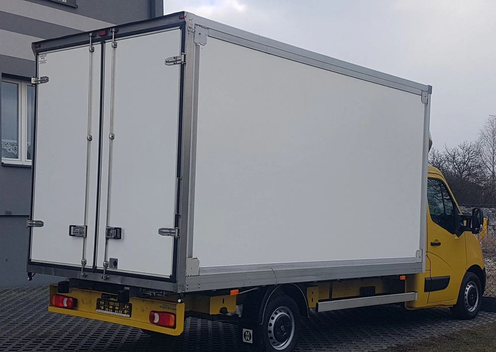 Renault MASTER KONTENER 8EP 4,21x2,23x2,22 KLIMA KRAJOWY MANUAL 6-BIEGÓW - Dostavno vozilo sa zatvorenim sandukom: slika 4 Renault MASTER KONTENER 8EP 4,21x2,23x2,22 KLIMA KRAJOWY MANUAL 6-BIEGÓW - Dostavno vozilo sa zatvorenim sandukom: slika 4