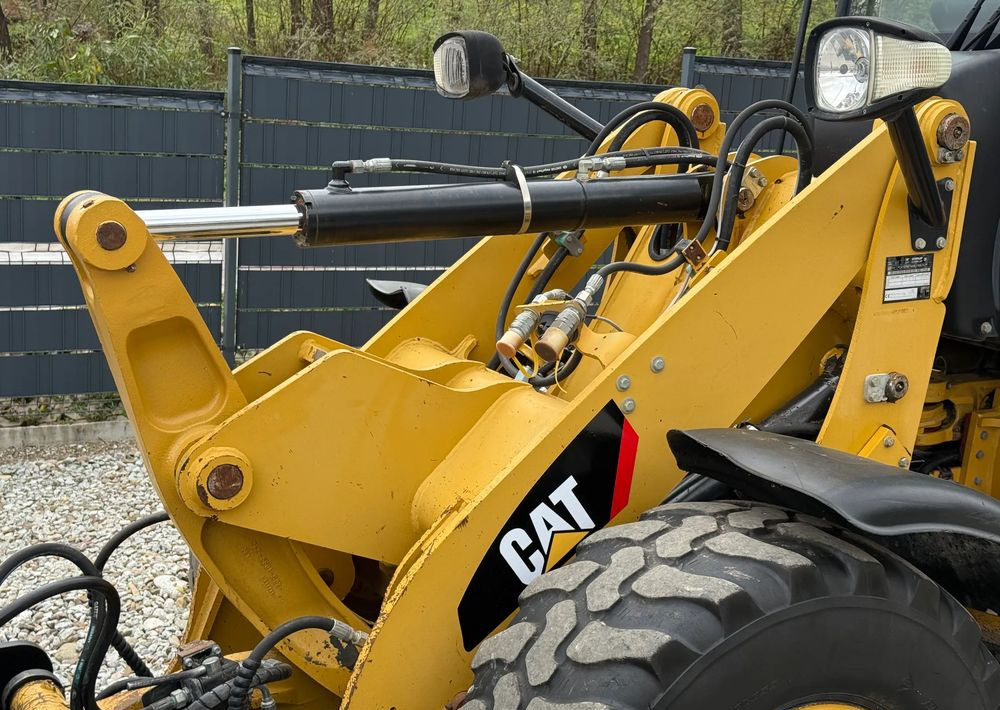 Caterpillar * CAT 907 H * Ładowarka * Sprowadzona * Bardzo Dobry Stan - Utovarivač točkaš: slika 4 Caterpillar * CAT 907 H * Ładowarka * Sprowadzona * Bardzo Dobry Stan - Utovarivač točkaš: slika 4