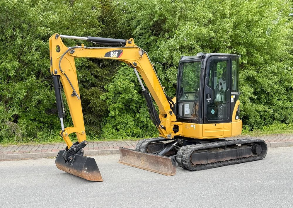 Caterpillar Minikoparka * CAT 305.5 CR * Sprowadzona ! * Bardzo Dobry Stan * Minikoparka - Bager guseničar: slika 1 Caterpillar Minikoparka * CAT 305.5 CR * Sprowadzona ! * Bardzo Dobry Stan * Minikoparka - Bager guseničar: slika 1