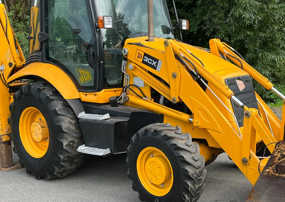 JCB KOPARKO ŁADOWARKA JCB 3CX STAN DOBRY - Bager utovarivač: slika 5 JCB KOPARKO ŁADOWARKA JCB 3CX STAN DOBRY - Bager utovarivač: slika 5